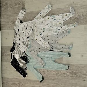 (6) 0-3 month sleepers unisex